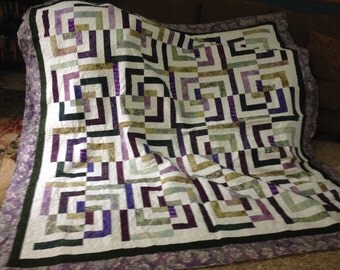 Queen size quilt. Psychedelic baby