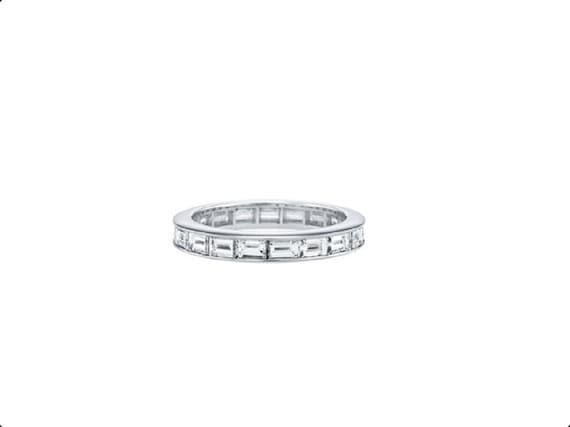 14kt white gold diamond engagement ring 150ctw G-VS2 quality baguette diamonds band
