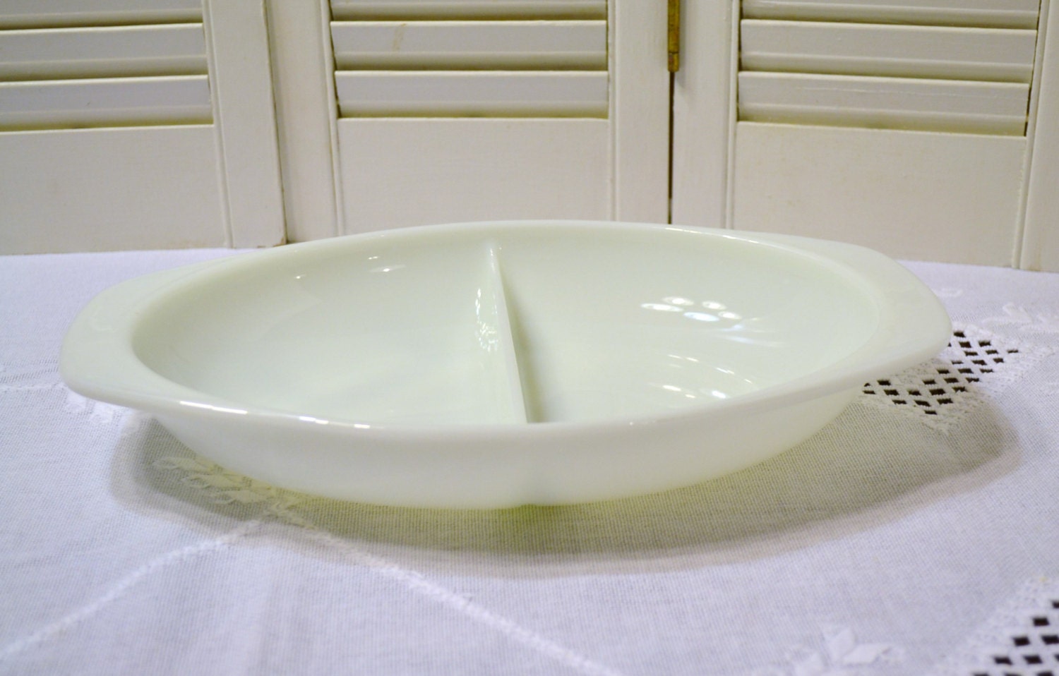 Vintage Pyrex Divided Casserole White 1063 Serving Dish