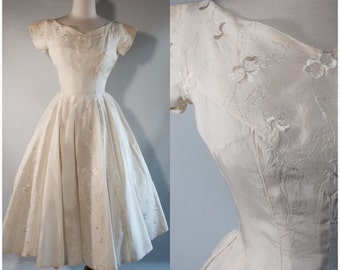 Vintage 1950s 1960s 50s 60s Lorrie Deb San Francisco Ivory Dress ...