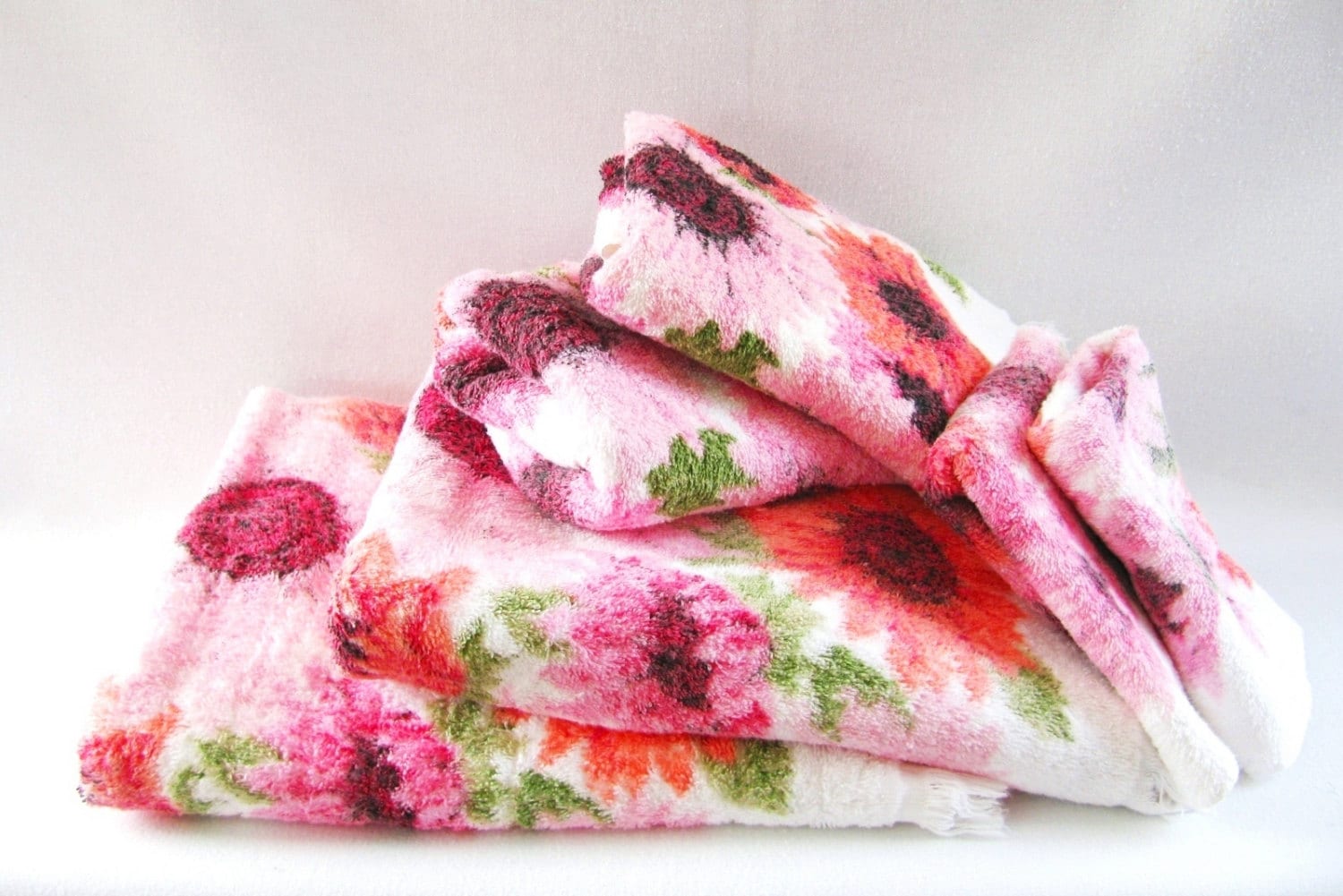 Vintage Bath Towel Set of 6 Fieldcrest Pink Floral Bath Towel