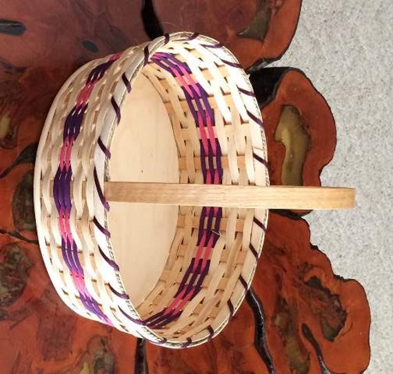 Amish Handmade Large Egg Shaped Easter Basket in PINK and