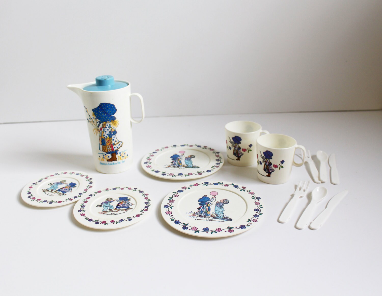 HOLLY HOBBIE TOY Tea Set Vintage Plastic Dishes 1984 1980s