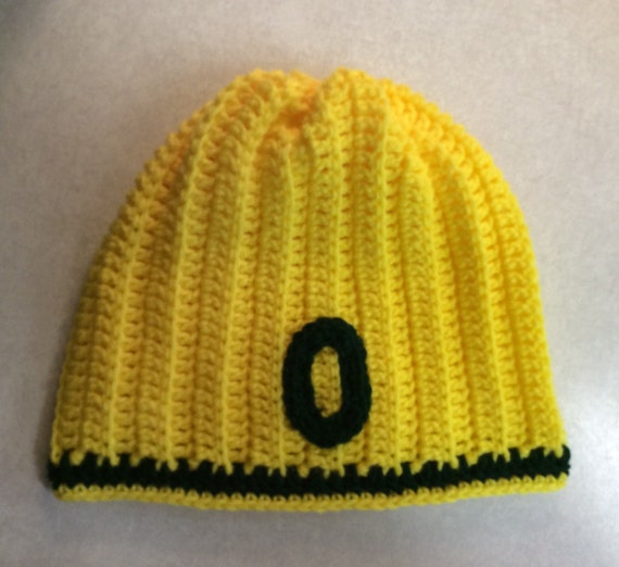 Adult Lady's Oregon Duck Beanie U of O yellow by Yarnhotoffthehook