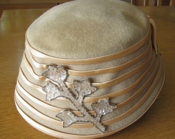 Vintage 1960s Glenover Cloche Wool Hat with ribbon and sequin leaf applique