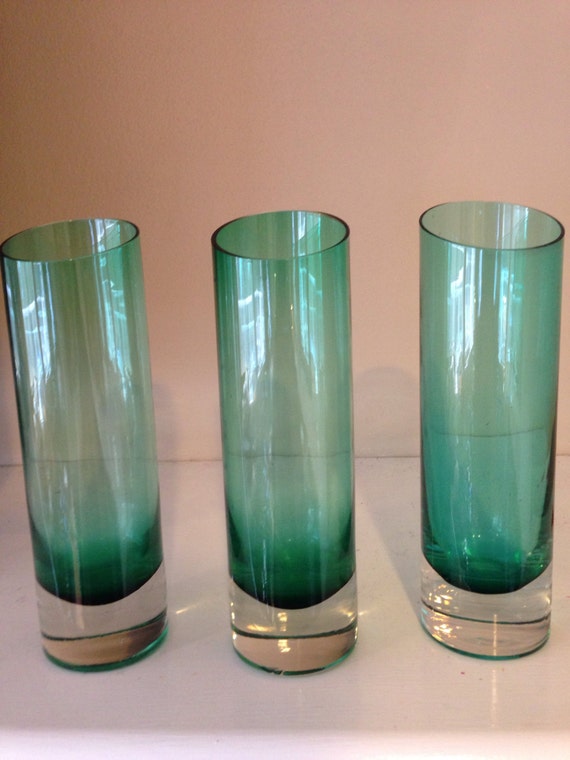 Set of 3 beautiful teal flower bud vases by Theoysterpearl on Etsy