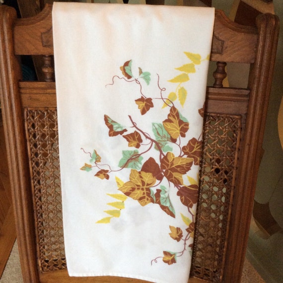 Wilendur tablecloth by MontanaSuz on Etsy