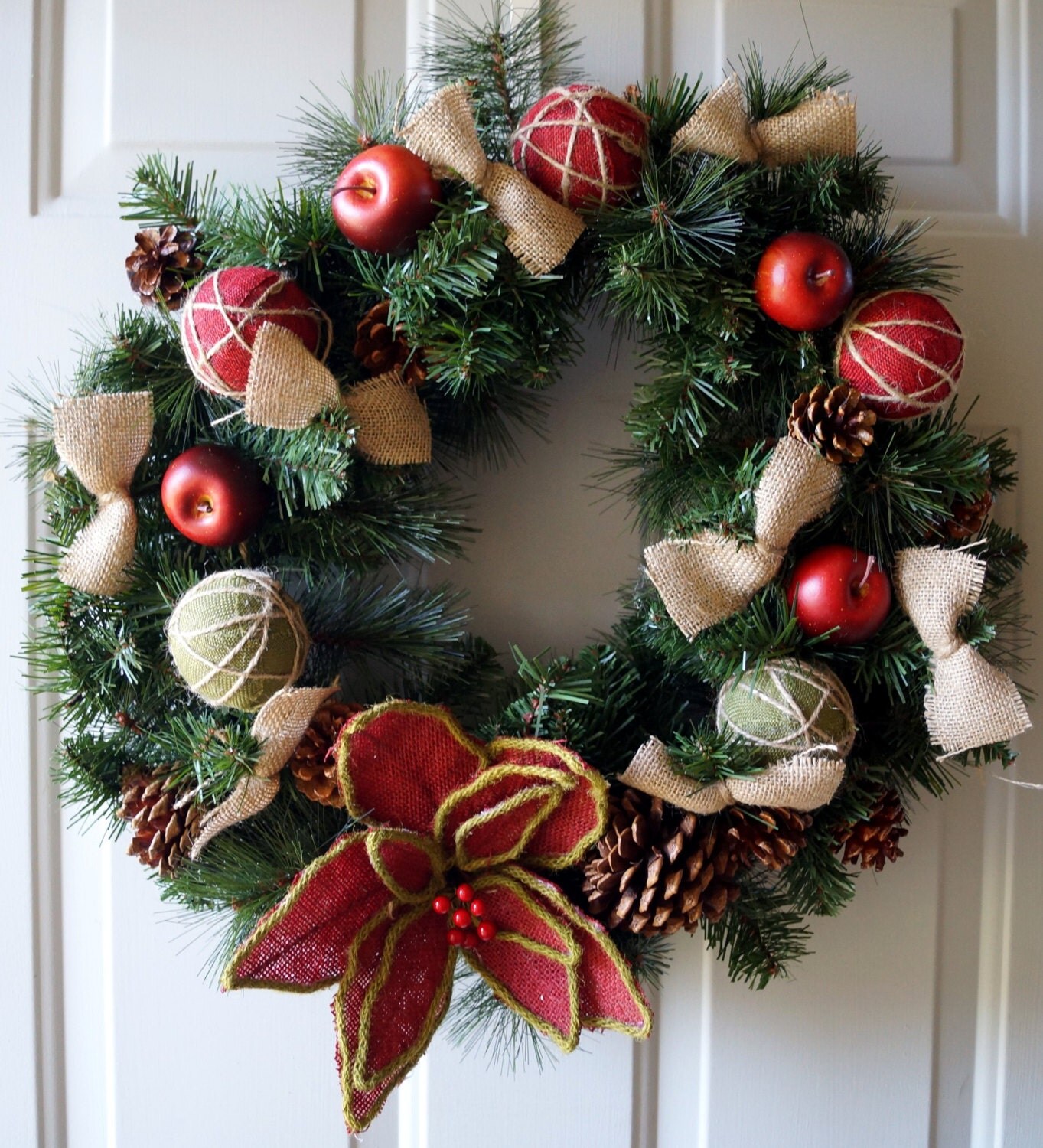 Christmas Wreath, Holiday Wreath, Winter Red Apples Burlap Flower Wreath, Primitive Woodland Wreath,Rustic Christmas Wreath 21 inch