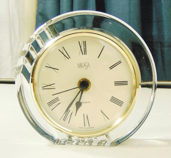 Mikasa Austria Quartz Crystal Glass Table Desk by