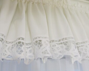 Popular items for cottage curtains on Etsy