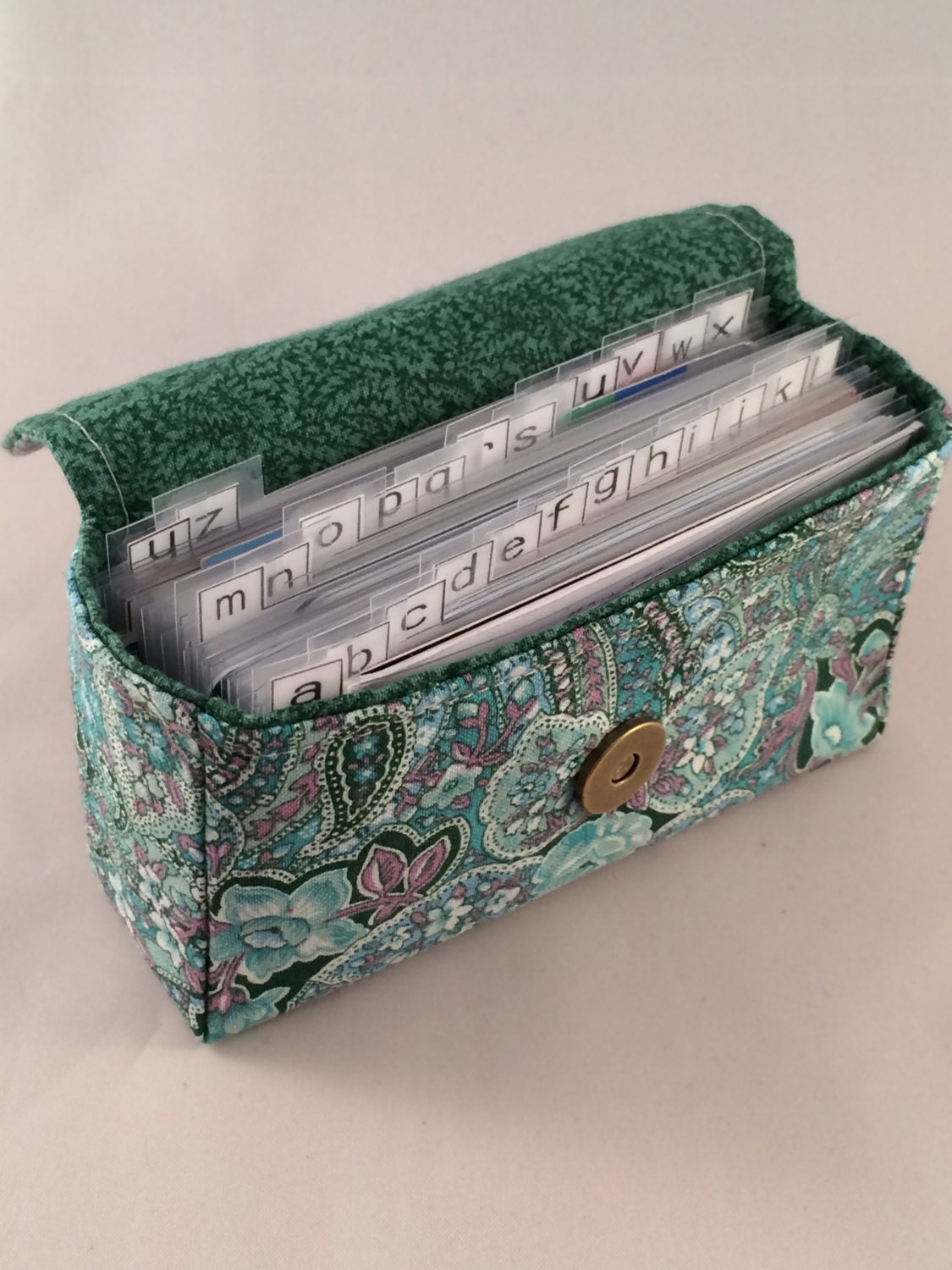 Store loyalty card holder with alphabetical dividers