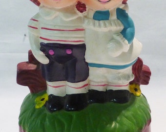 Raggedy Ann and Andy music box vintage