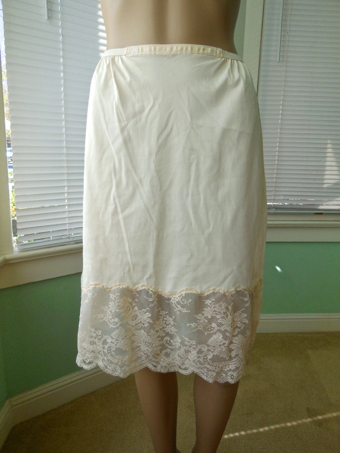 Vintage HALF Slip/Vintage Skirt Slip/Half Slip/Nude Slip/Sheer