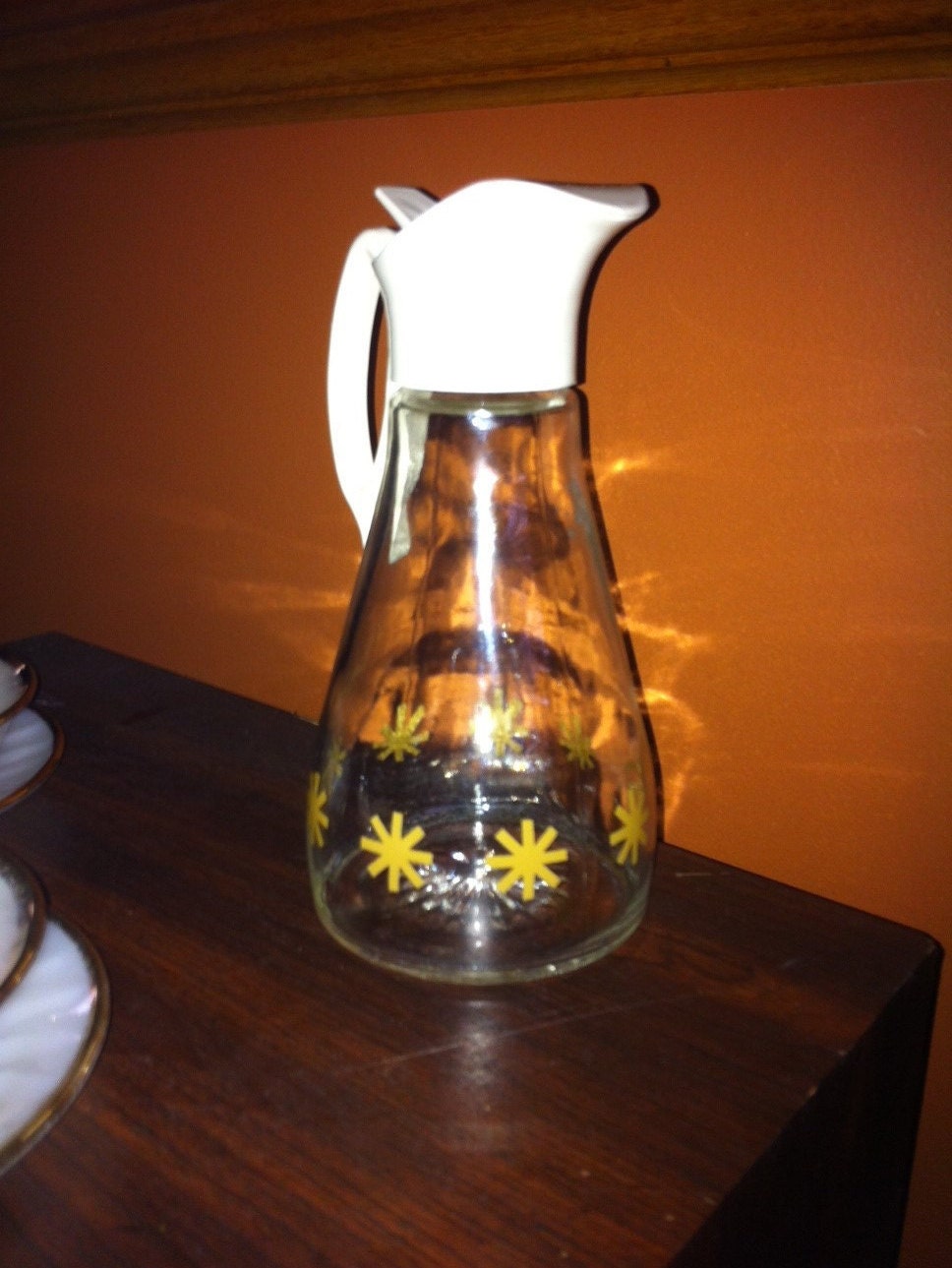 Vintage LOG CABIN Pancake Syrup Dispenser Carafe never used