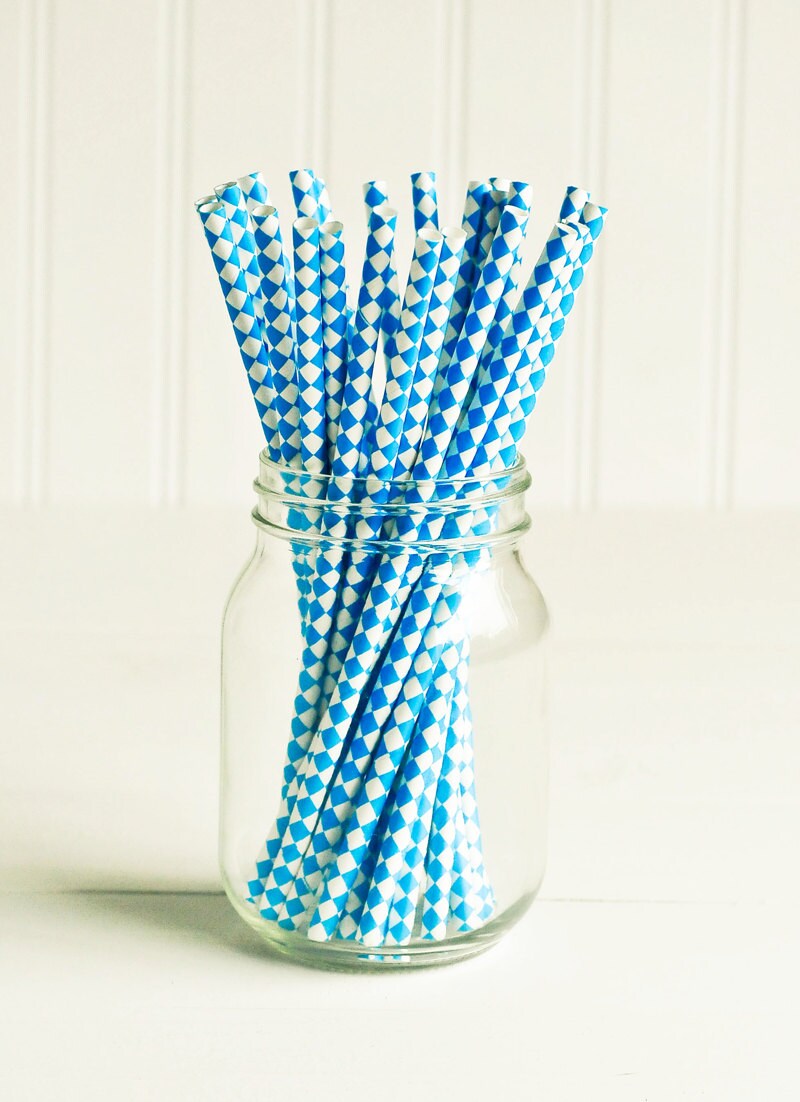 Paper Straws in Bright Blue & White Harlequin Checkers Set