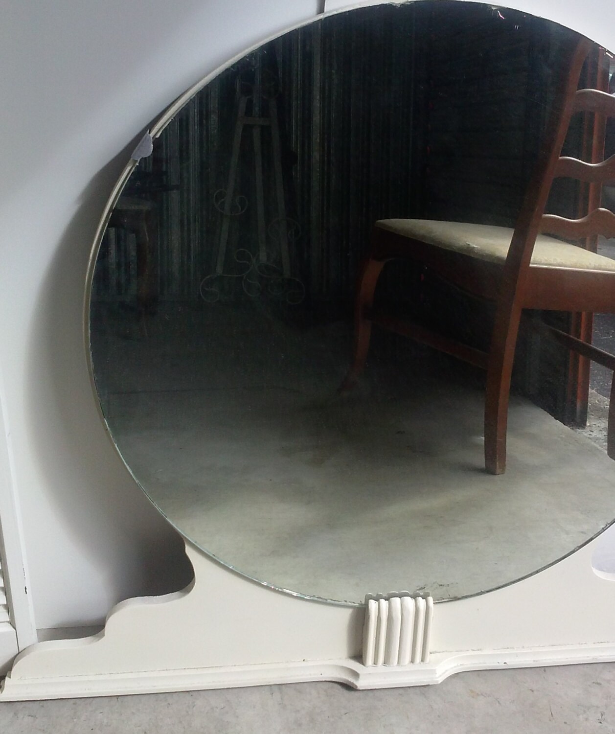 Art Deco Round Mirror Beautiful Very Vintage Decor for your