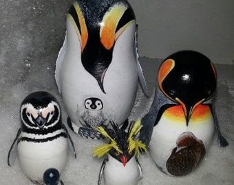 Penguin Nesting Dolls Babushka Matryoshka Set of 5