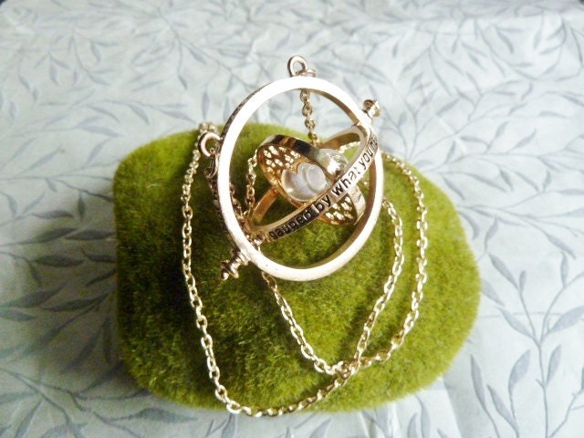 Hermione's Time Turner Necklace Harry Potter Fan Pendant Gift Golden Hourglass Time Travel Necklace Steampunk Gold Azkaban Dumbledore steampunk buy now online