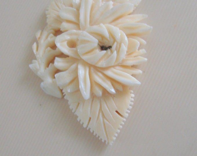 Antique Hand Carved Bone Floral Pendant / Signed China / Artisan / Jewelry / Jewellery
