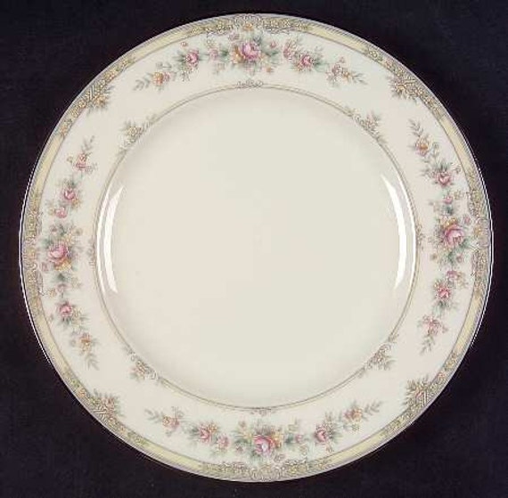 Items similar to Discontinued Noritake Shenandoah pattern Bone China