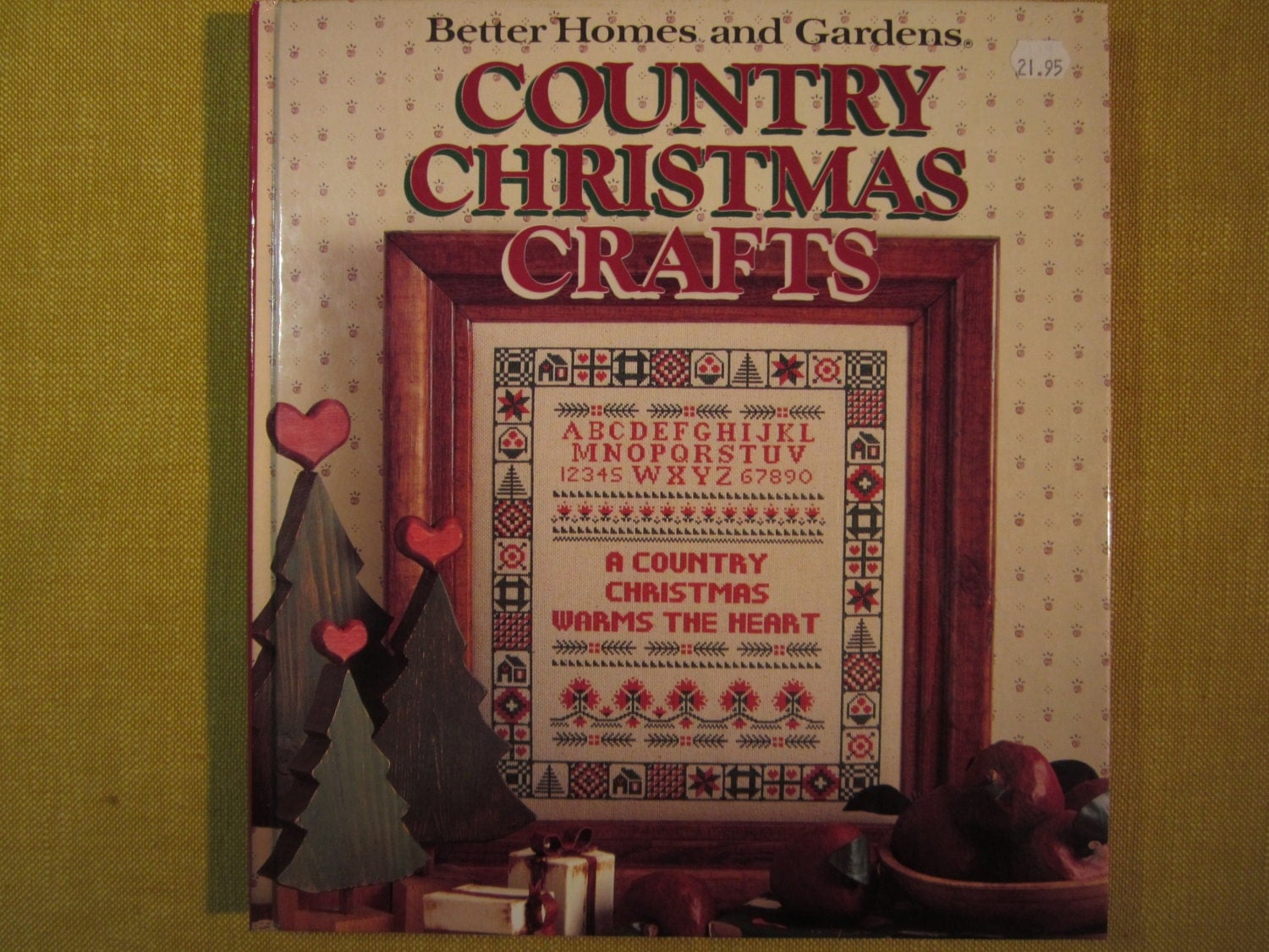 Better Homes and Gardens Country Christmas Crafts 1989 cross