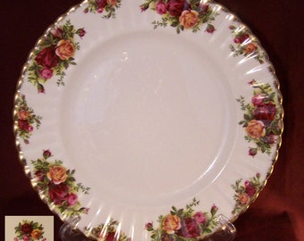 Royal Albert OLD COUNTRY ROSES Bone China Dinner Plate