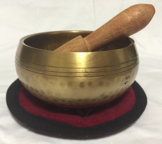 Tibetan Hand Hammered Singing Bowl with Suede by himalayanAAH