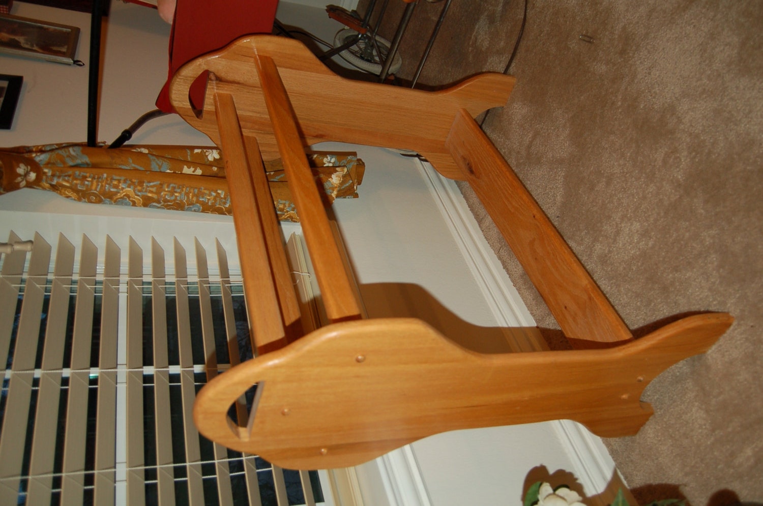 Shaker Style wall mounted Quilt Rack or floor standing Quilt