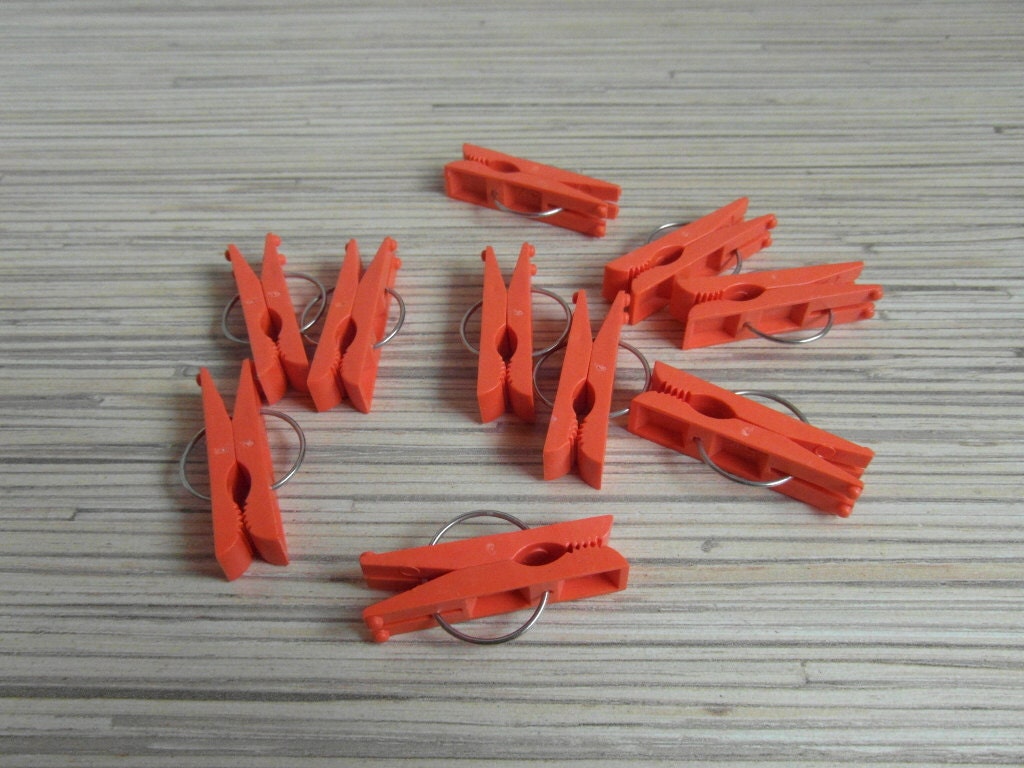 Vintage Plastic Clothes Pegs Orange Mini Plastic Clothes Pins