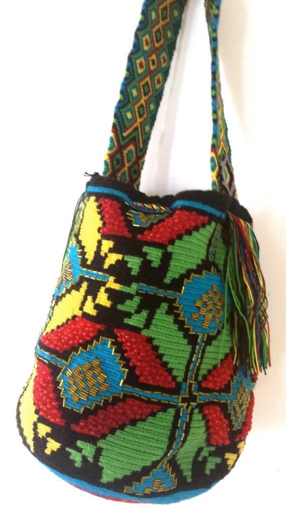 Wayuu Bag Handmade Rasta /Hippie Style with details by UNNANDHI