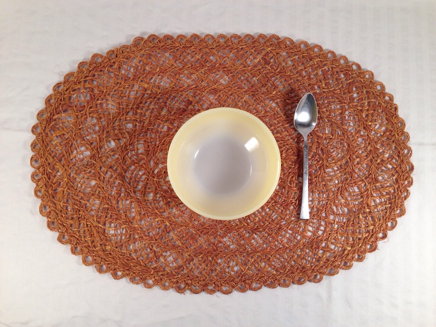 Woven Twine PlacematsSet Of TwoBrown OrangeScalloped