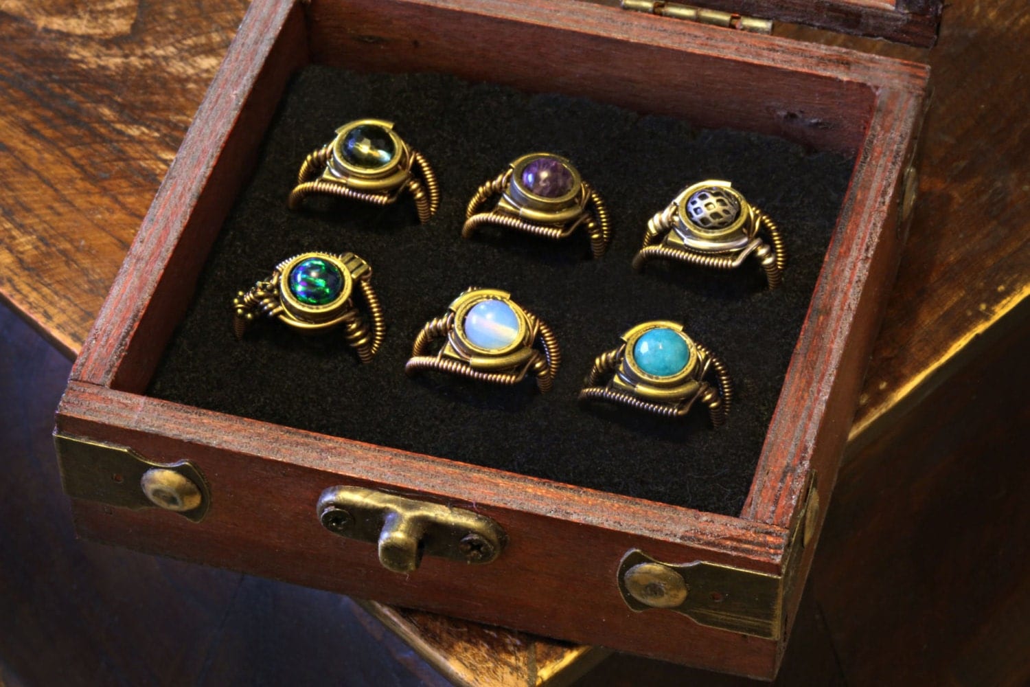 Steampunk Jewelry - 6 Rings in wooden box - Size 8 US - CatherinetteRings 7th anniversary special wholesale price