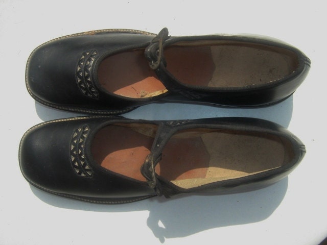 Vintage Girls Black Diamond Brand Shoes St Louis