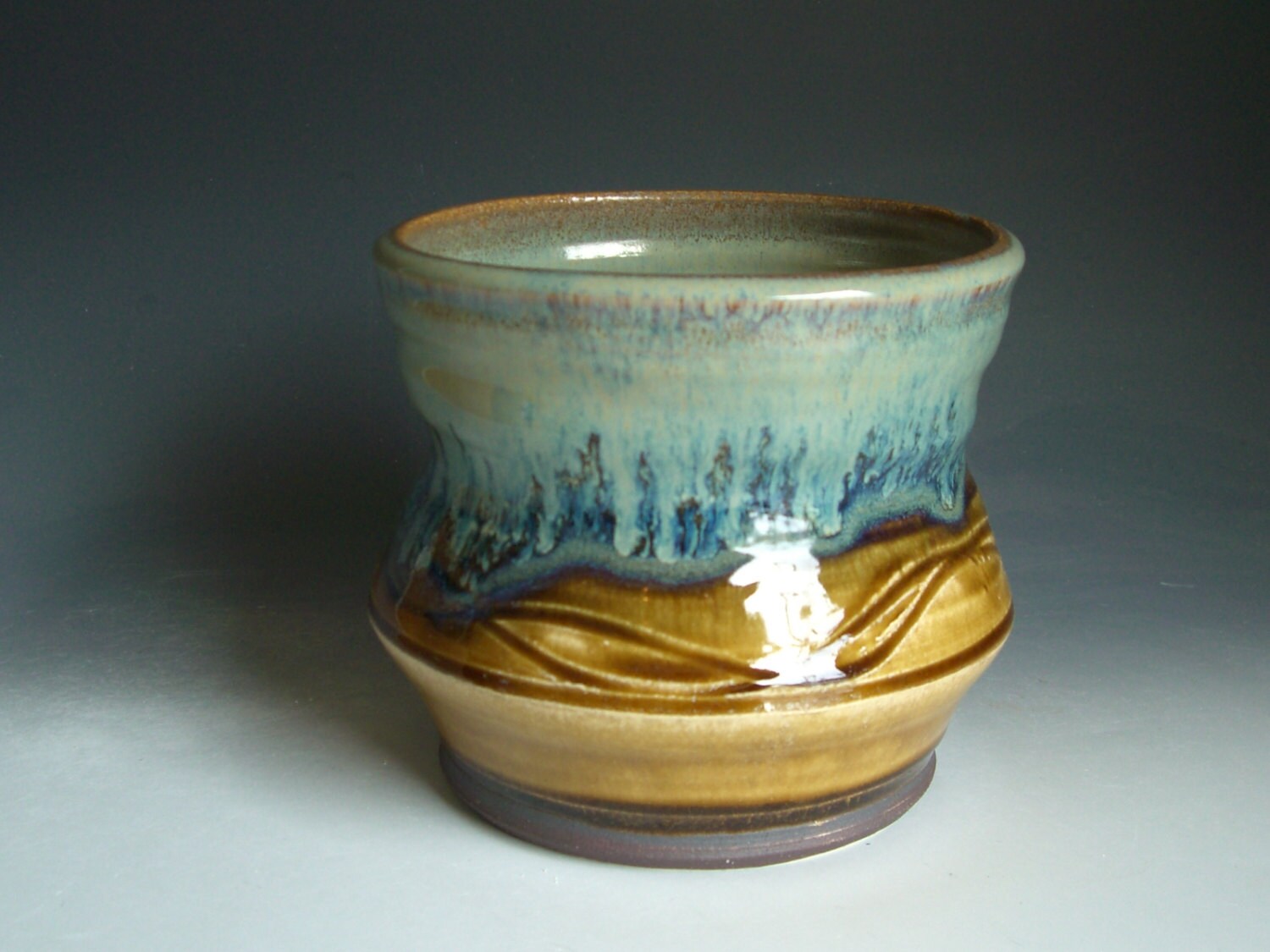 Hand thrown stoneware pottery large jar JJ-2