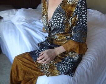 Ladies Sleep Ensemble - Long Sari Silk Wrap Top With Matching Loose Fit Bottoms - Safari H773