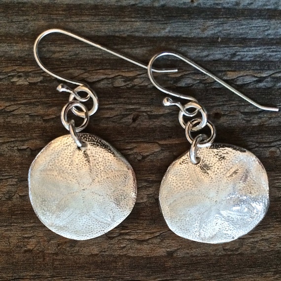 sand dollar earrings silver sand dollar sanddollar earrings