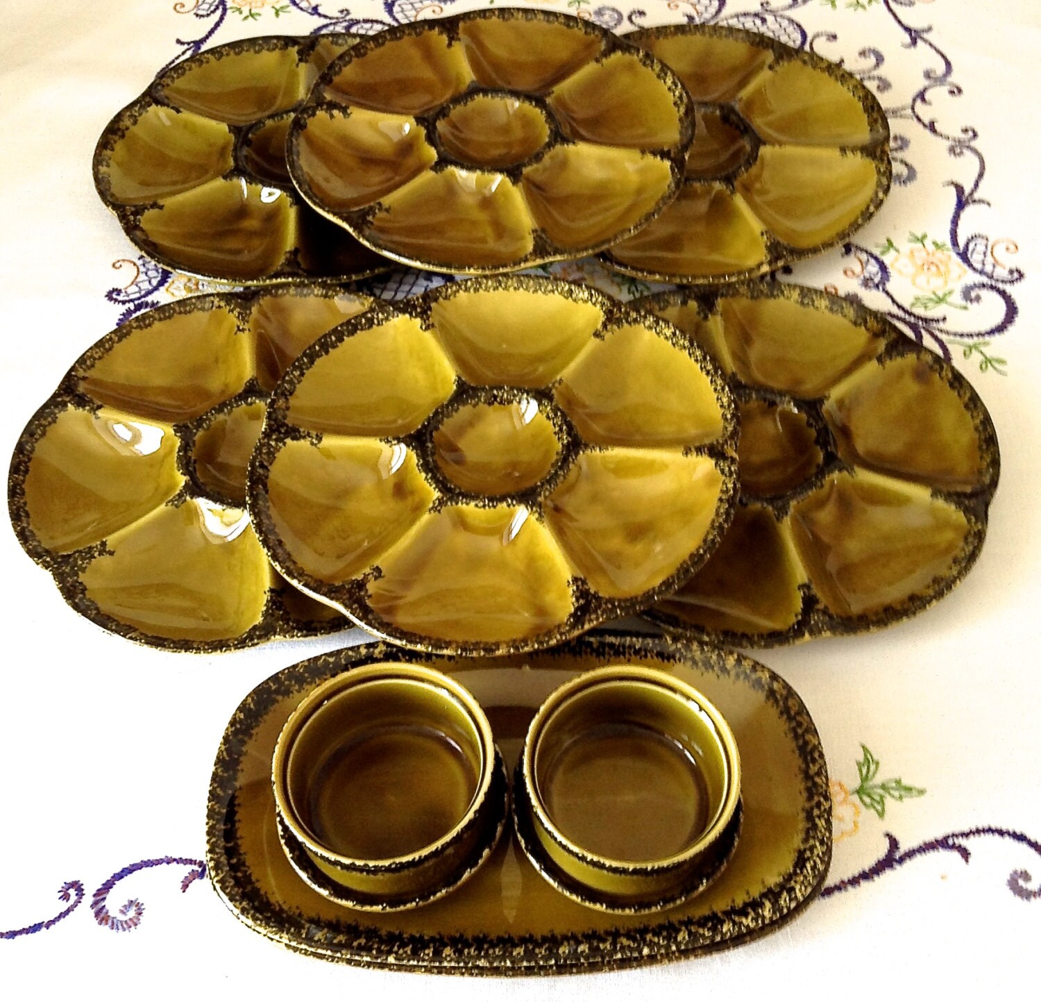 shrimp sauce oyster butter with Eight Oyster Plates French and Vintage GEIN by ChateauBoutique shrimp sauce oyster butter with Eight Oyster Plates French and Vintage GEIN by ChateauBoutique