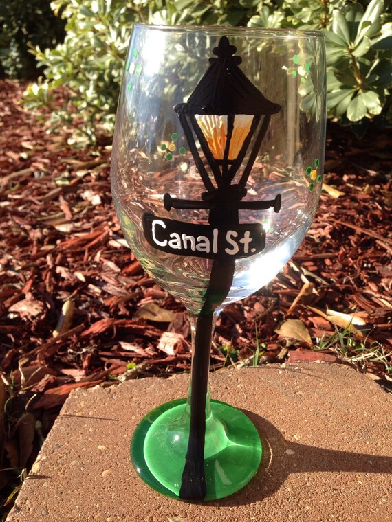 new orleans lamp post street signs Painted Glasses Dishwasher safe Painted Wineglass New Orleans Louisiana