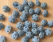 1600 Pcs Assorted Craft Buttons Bulk - Mixed Sizes (0.7-3cm), Colors, 2 & 16 Holes - For DIY, Sewing, Decor