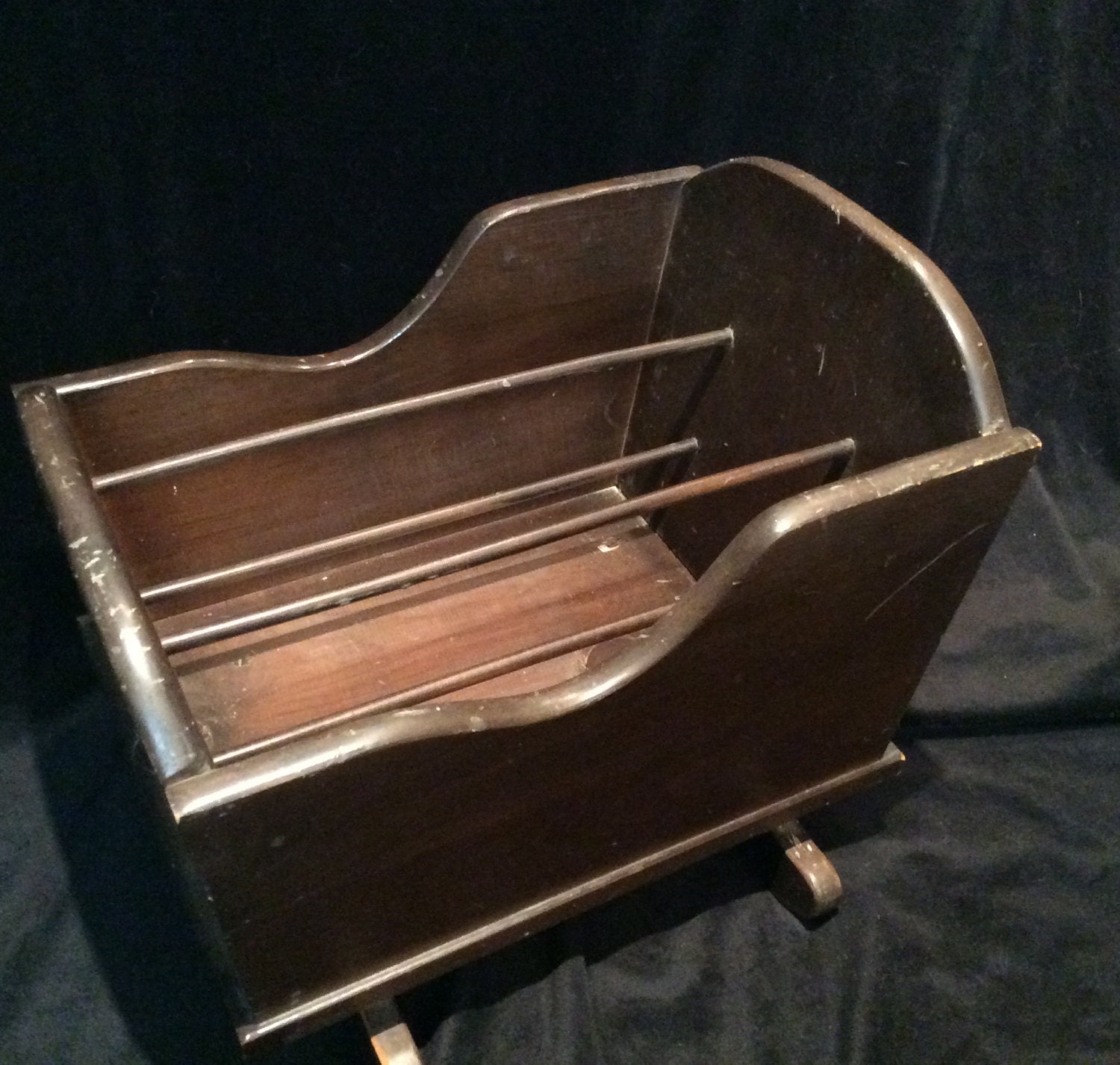 Wooden Cradle style magazine rack solid wood vintage rocking cradle 3