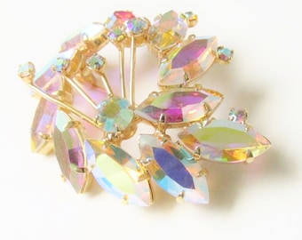 Juliana Brooch Pink Rhinestone 1960s
