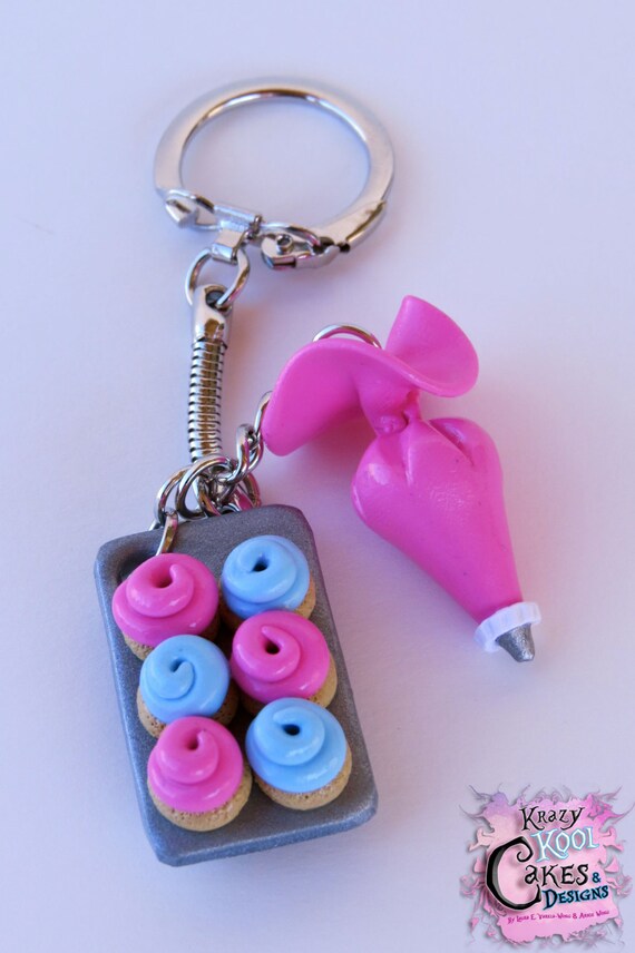 Cupcakes & Piping Bag Keychain