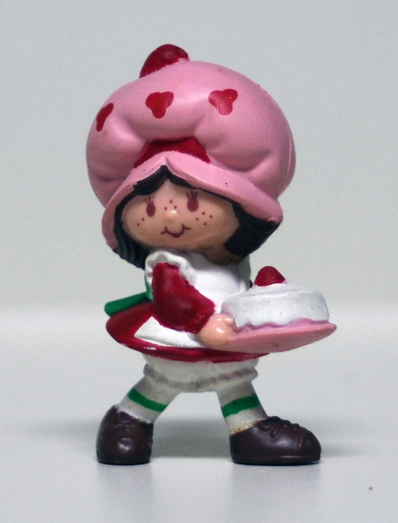 strawberry shortcake figures