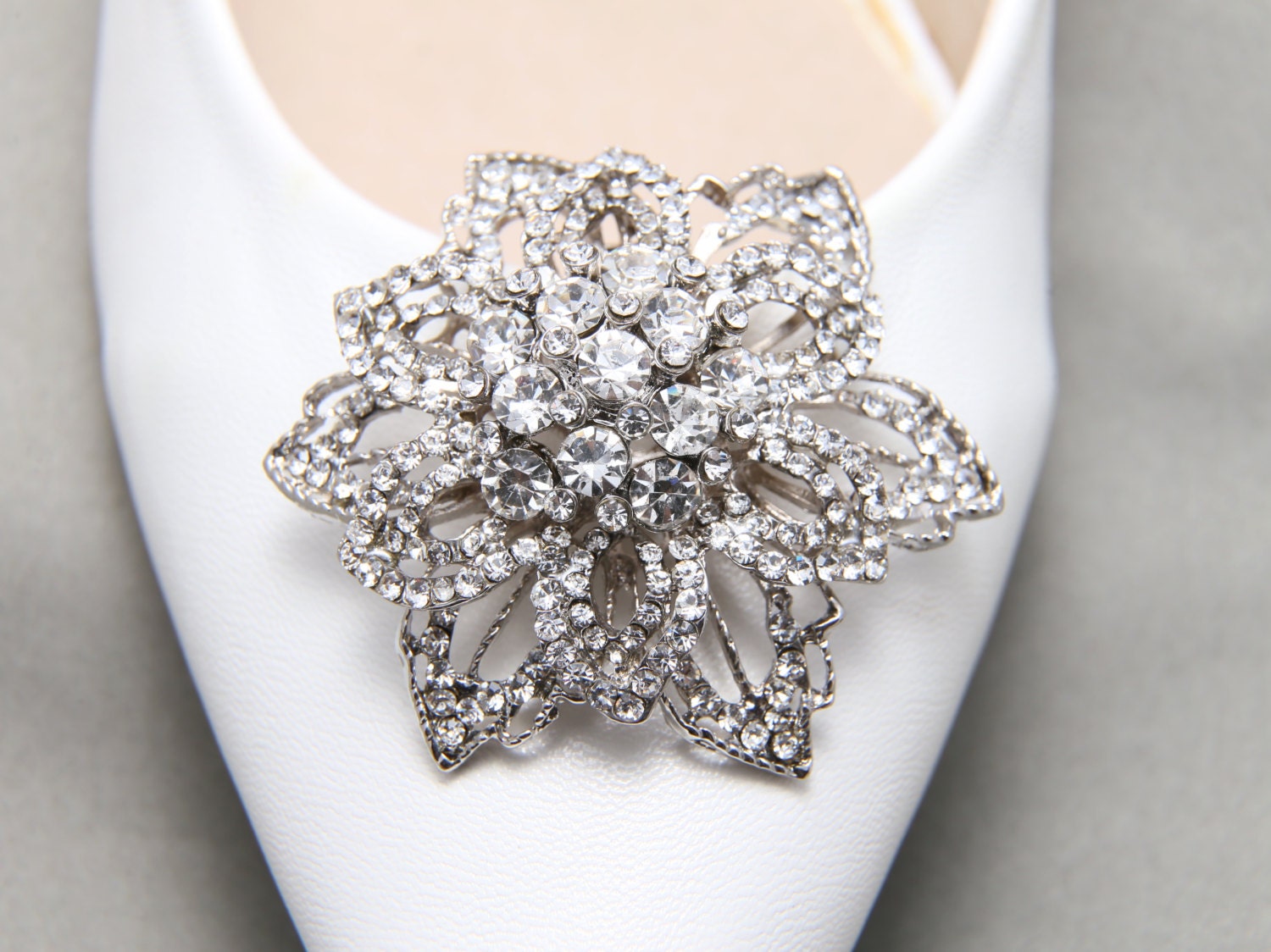 Pair Of Flower Crystal Shoe Clips Rhinestone Shoe by BlingGarden