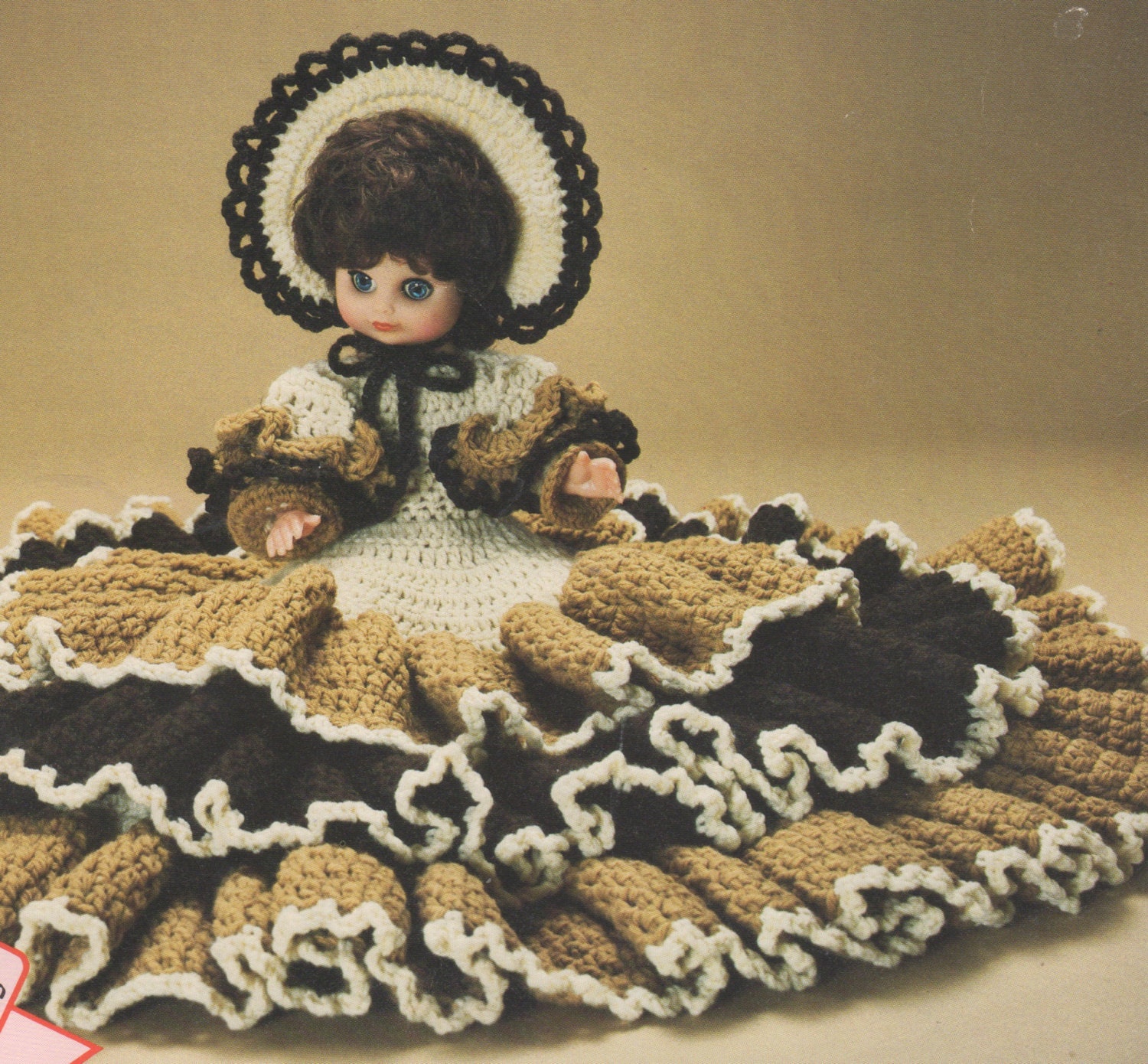 instant-download-pdf-pattern-crochet-bed-dolls