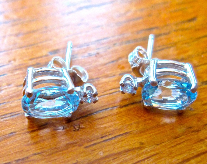 Aquamarine Studs, White Topaz Accent Stone, 8x6mm Oval, Natural, Set in Sterling Silver E778