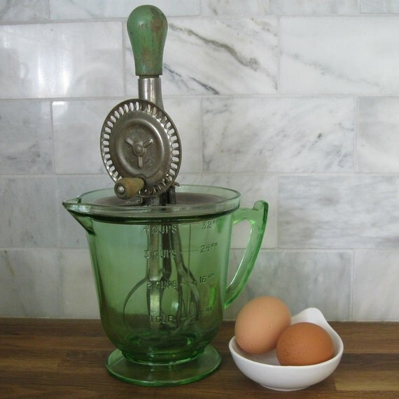 T & S Torrington Handimaid Green Depression Glass Measuring 4