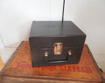 Adorable Black Train Case Vanity Carryall Storage