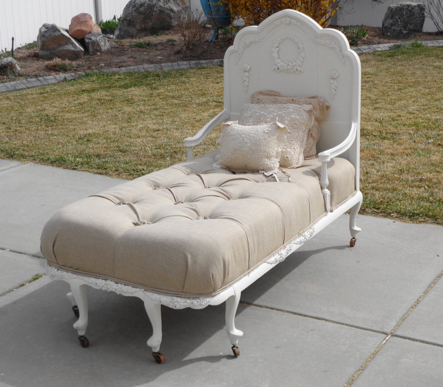 Shabby Chic romantic chaise lounge. by FrenchGardenTreasure