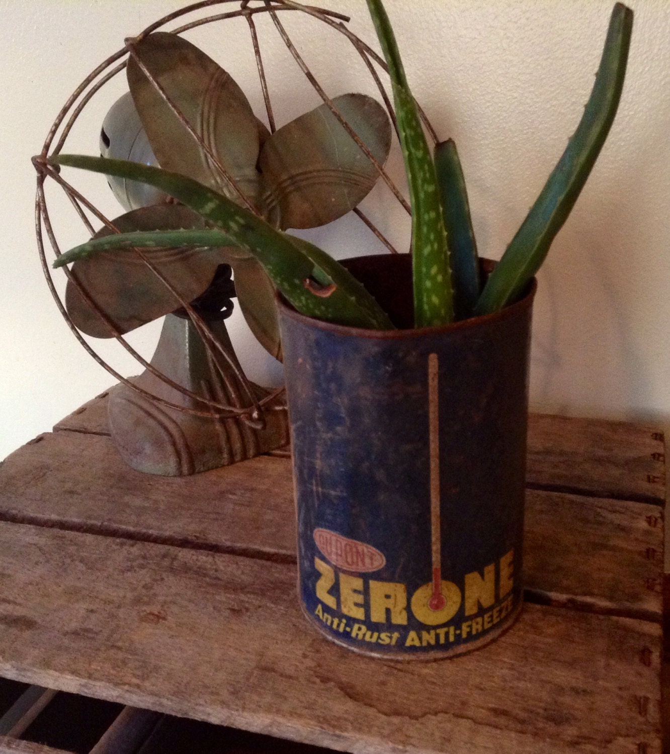 Rusty Distressed Dupont Zerone Anti-Freeze Tin Can Container Vintage ...